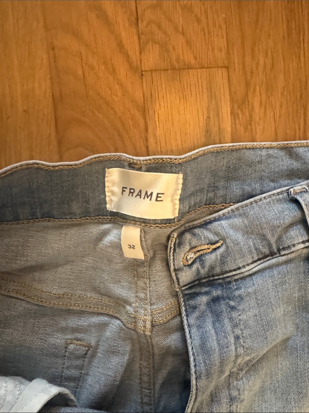 Frame Denim - Picture 2 of 3